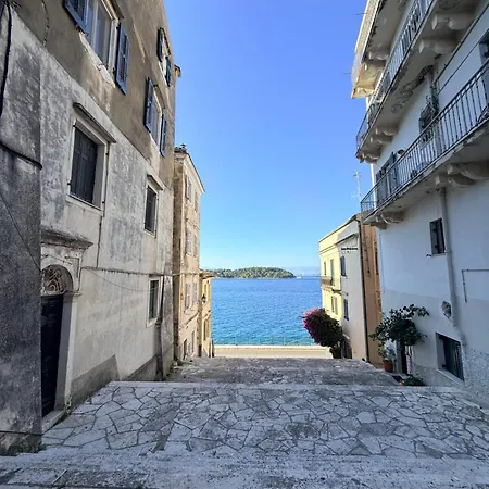 Alisachni In Old Of Corfu! Corfu (city)